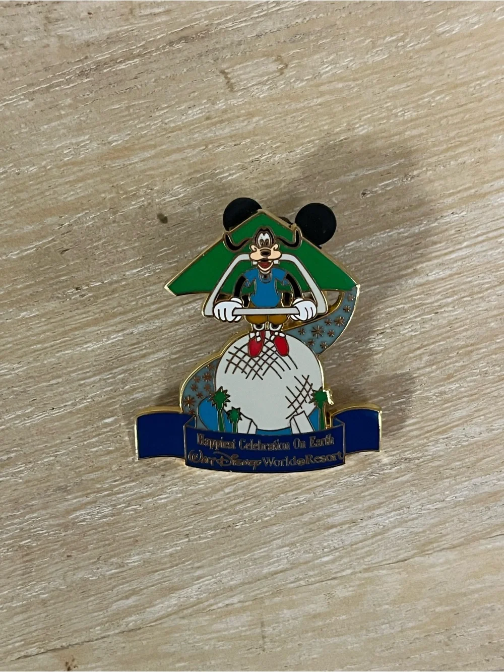 Goofy Disney World Resort Enamel Pin